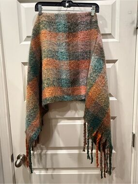 Styline multicolor plaid fringe poncho wrap
